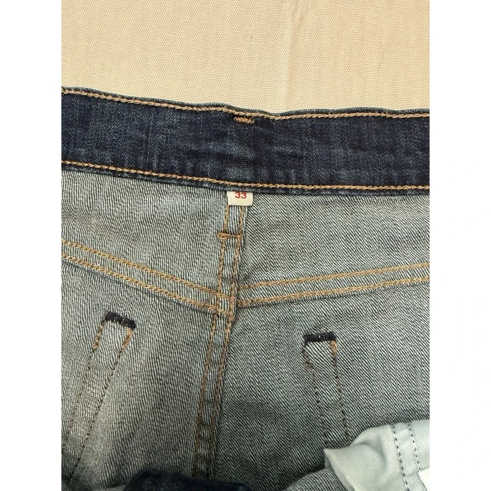 Levi's Women's Mid Rise Mid-Length Cuffed Denim Shorts Dark Wash Size 33
